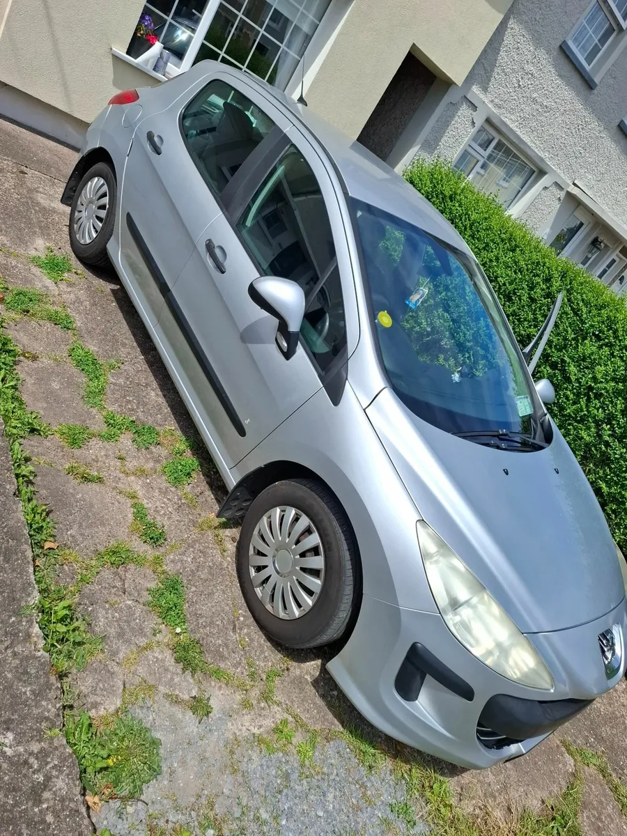 Peugeot 308 2009 - Image 1