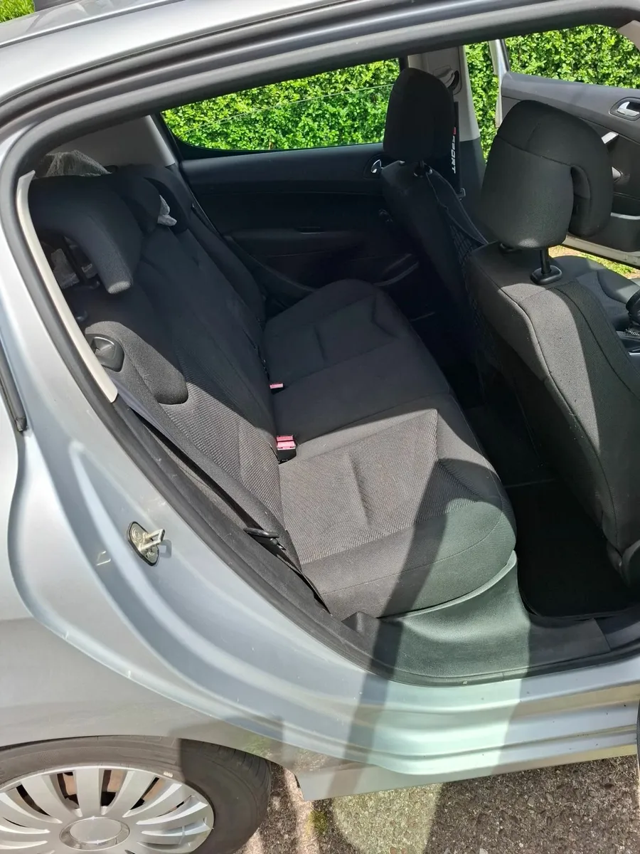 Peugeot 308 2009 - Image 4