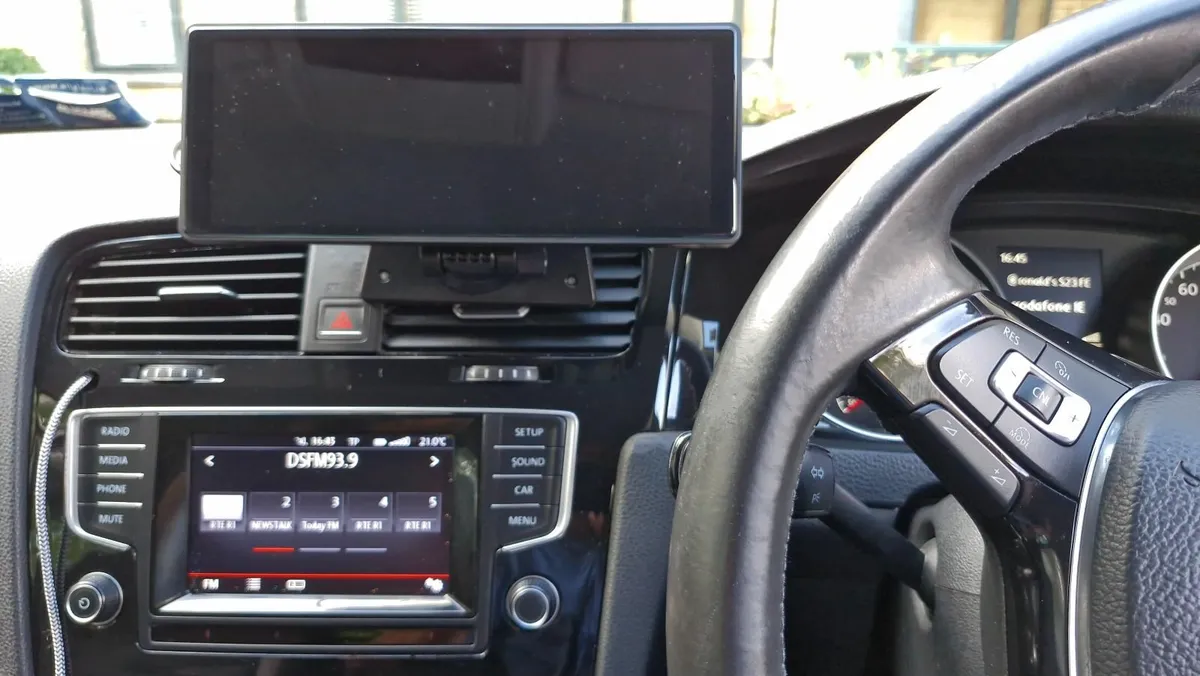 Volkswagen Golf 2013 - Image 2
