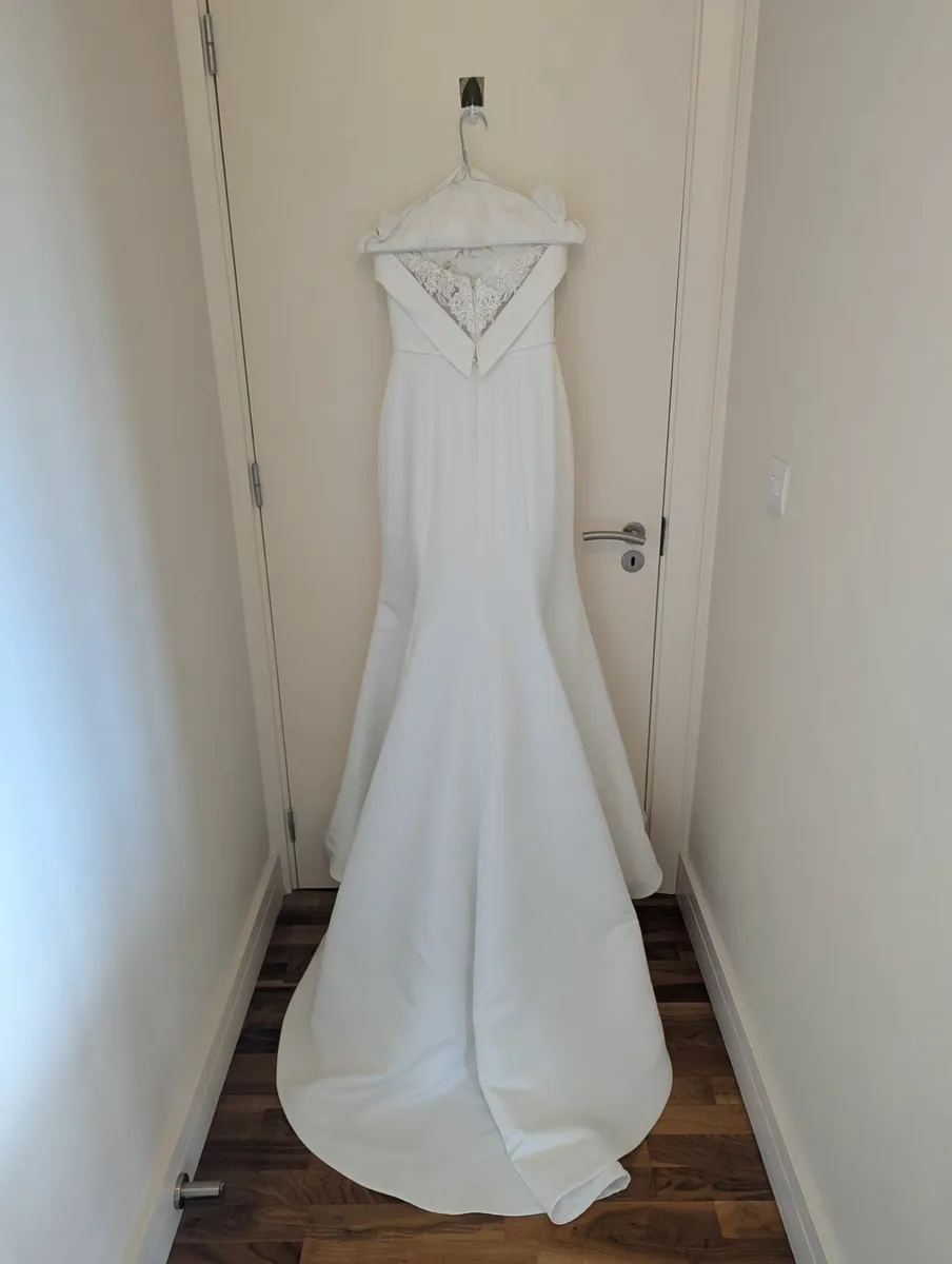 Wedding dress - Image 3