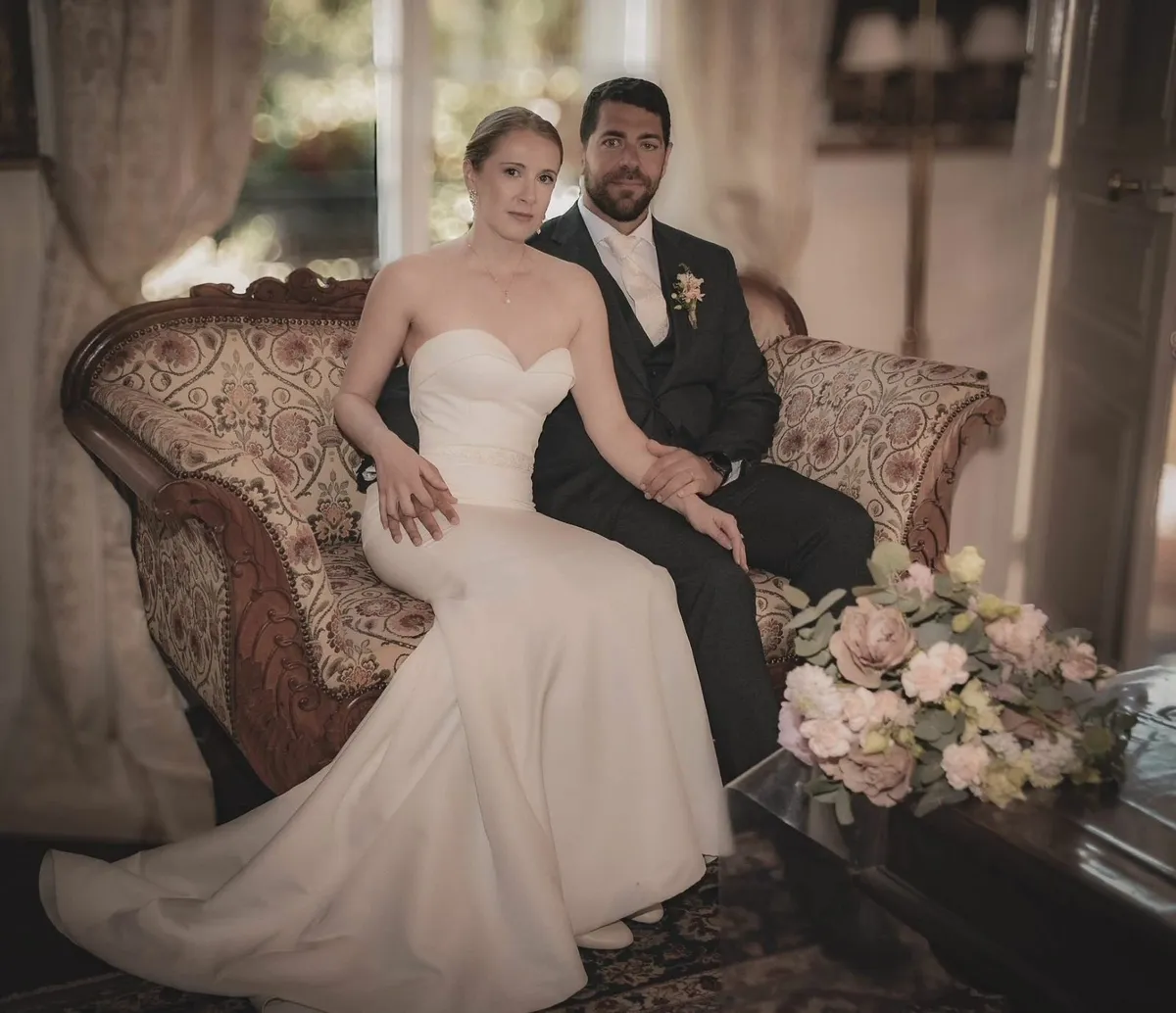 Wedding dress - Image 1