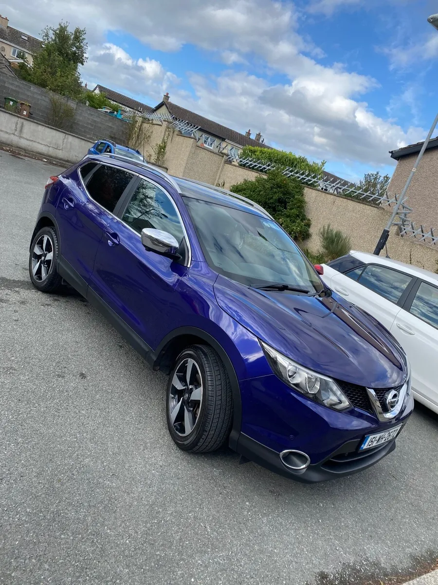 Nissan Qashqai 151 PAN ROOF…..FULLY LOADED SPEC - Image 1