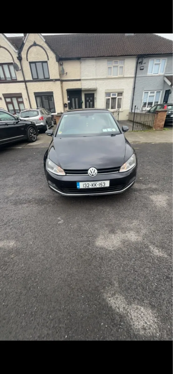Volkswagen Golf highline w/ carplay New nct 05/26 - Image 2