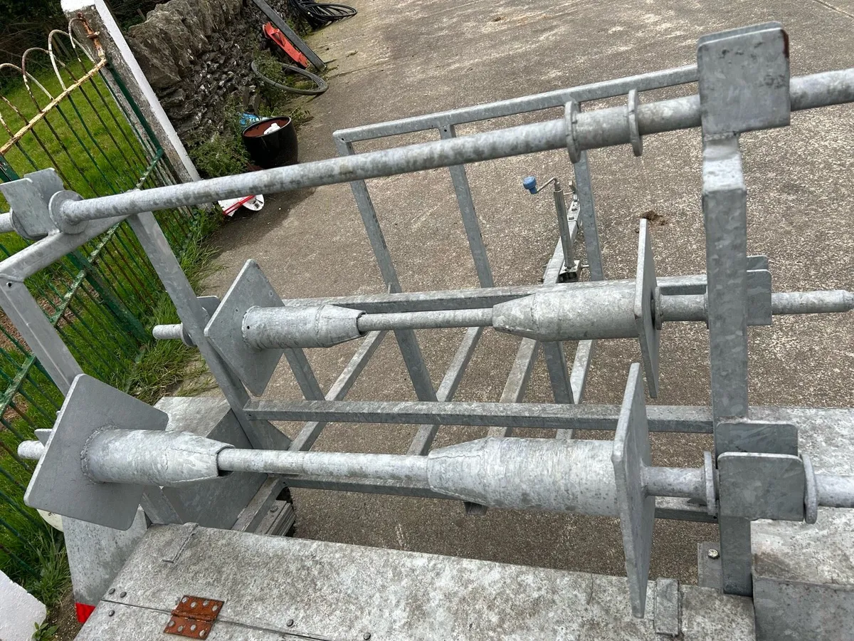 Fencing trailer like new - Image 3