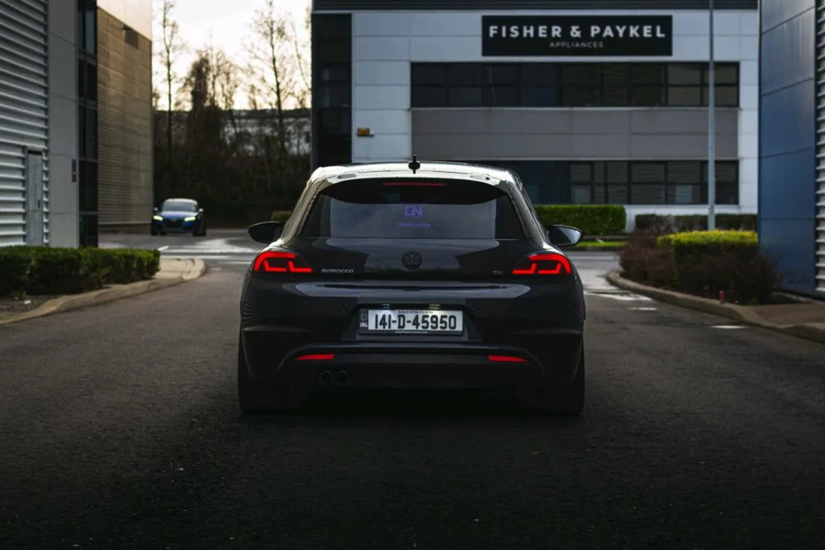 Scirocco R-Line 1.4 TSI Automatic Twin Charged 160 - Image 2