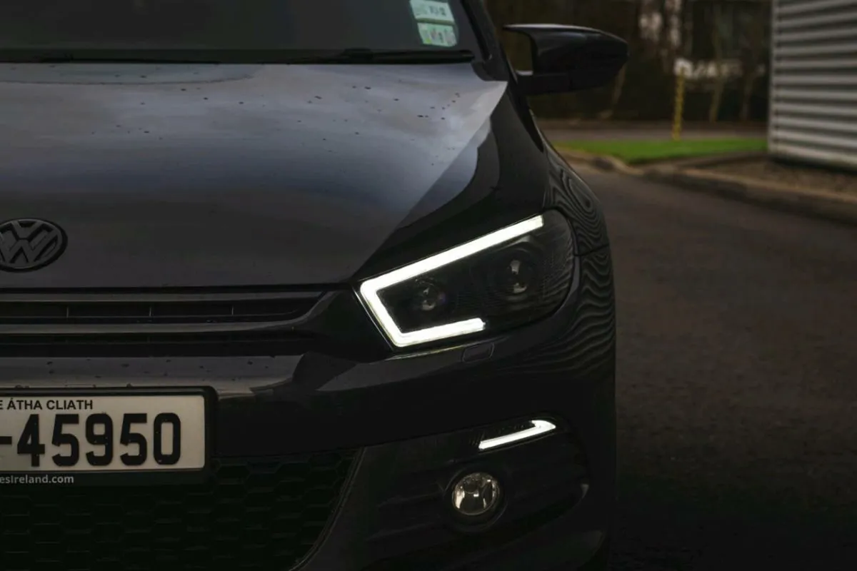 Scirocco R-Line 1.4 TSI Automatic Twin Charged 160 - Image 4