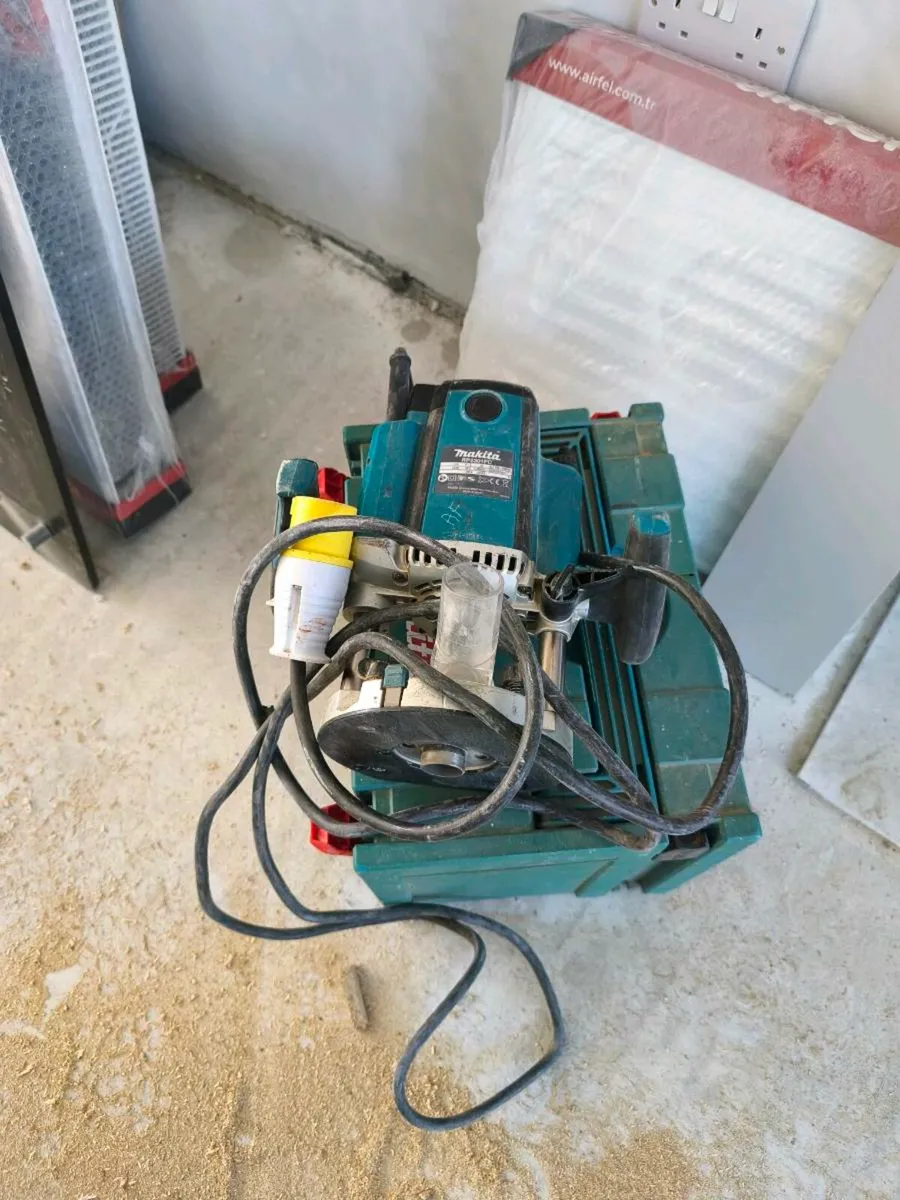 Makita router - Image 1