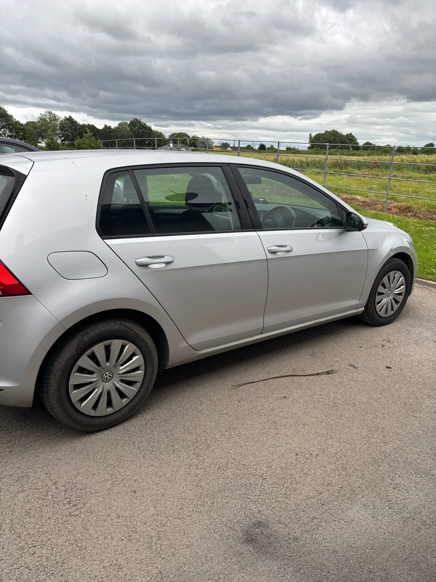 2015 Volkswagen Golf TDI - Image 4
