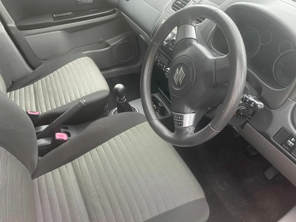 Suzuki SX4 - Image 2
