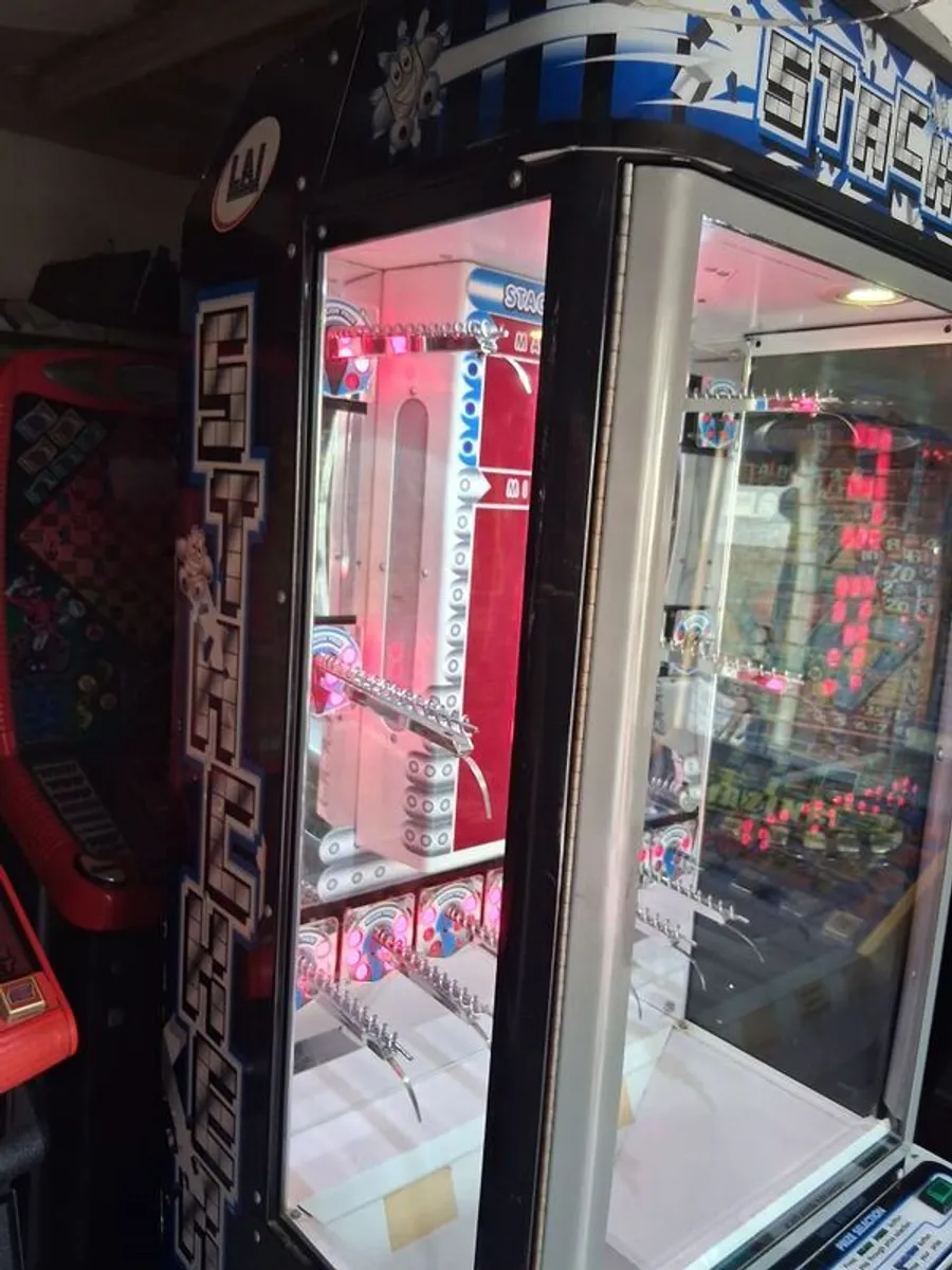 Arcade Machine - Image 2
