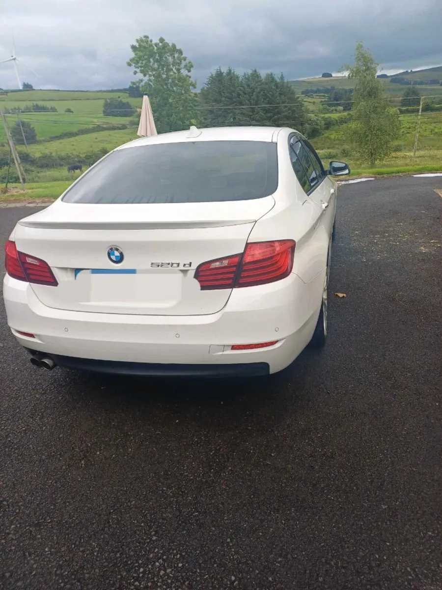 Car - Image 2