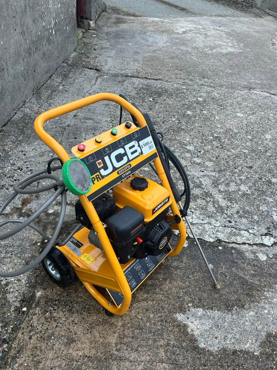 JCB 6.5HP petrol power-washer - Image 2
