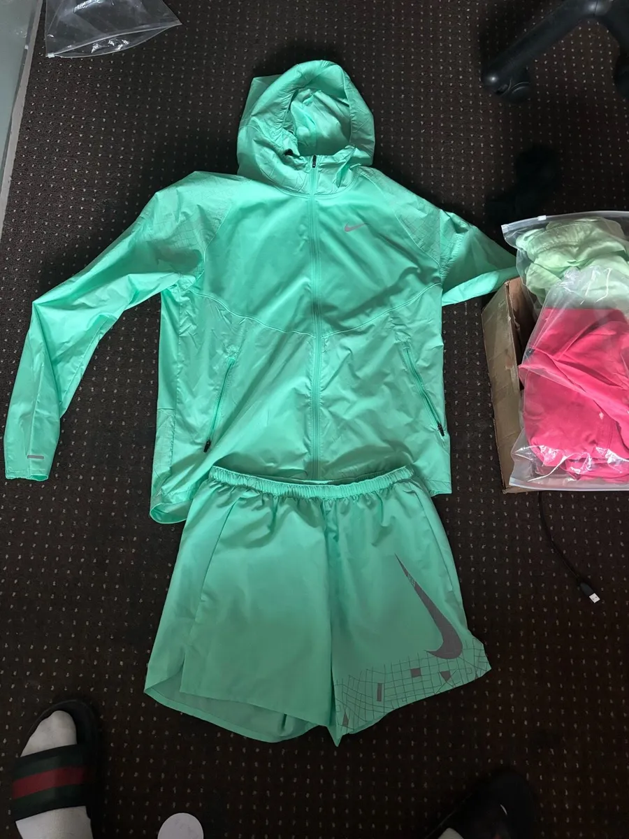 Nike set - Image 1
