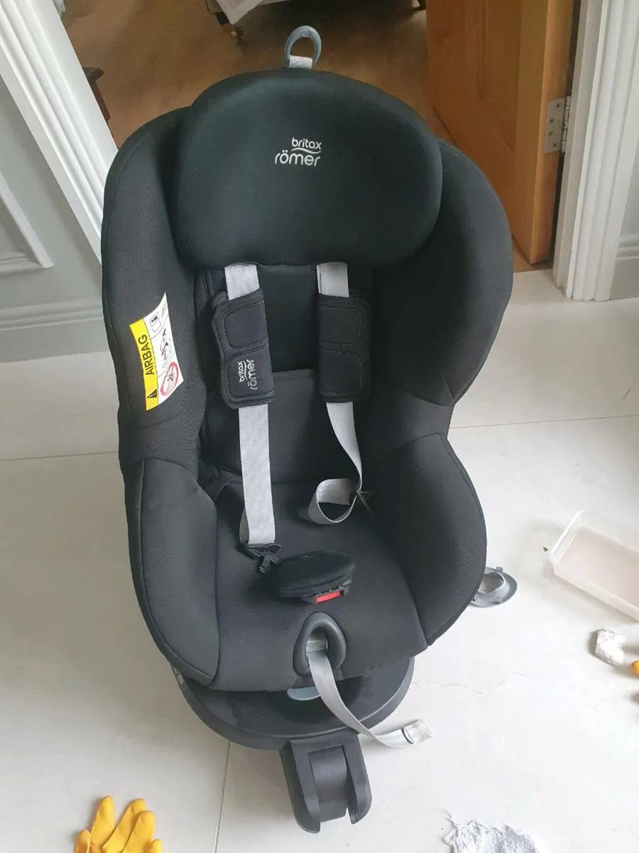 Britax Romer Car Seat - Image 1