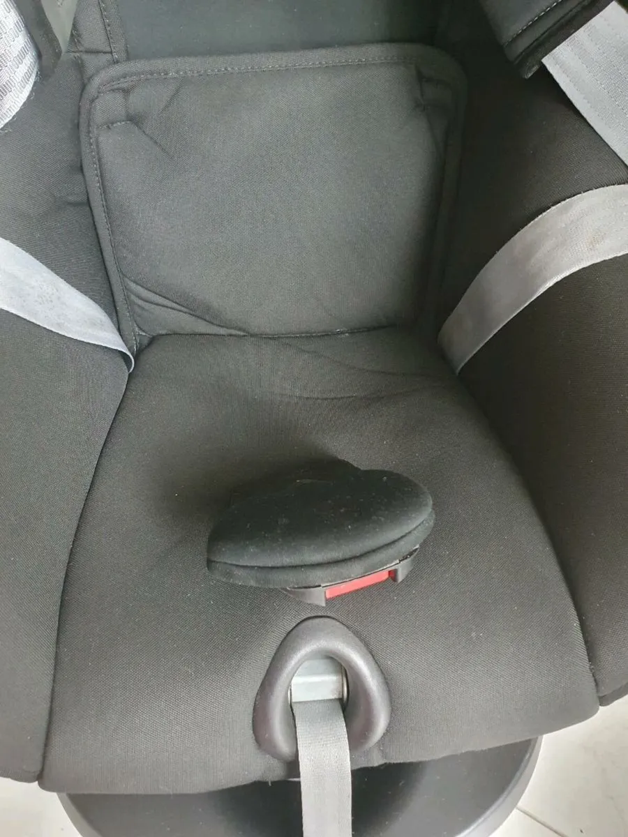 Britax Romer Car Seat - Image 3