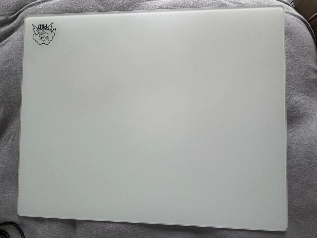 Fiver glass mouse pad - Image 3