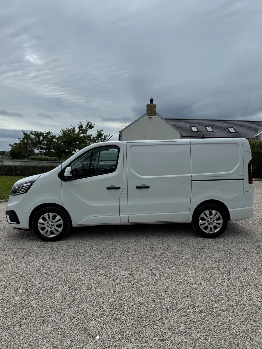 2024 Renault Trafic Extra SL30 - Image 4