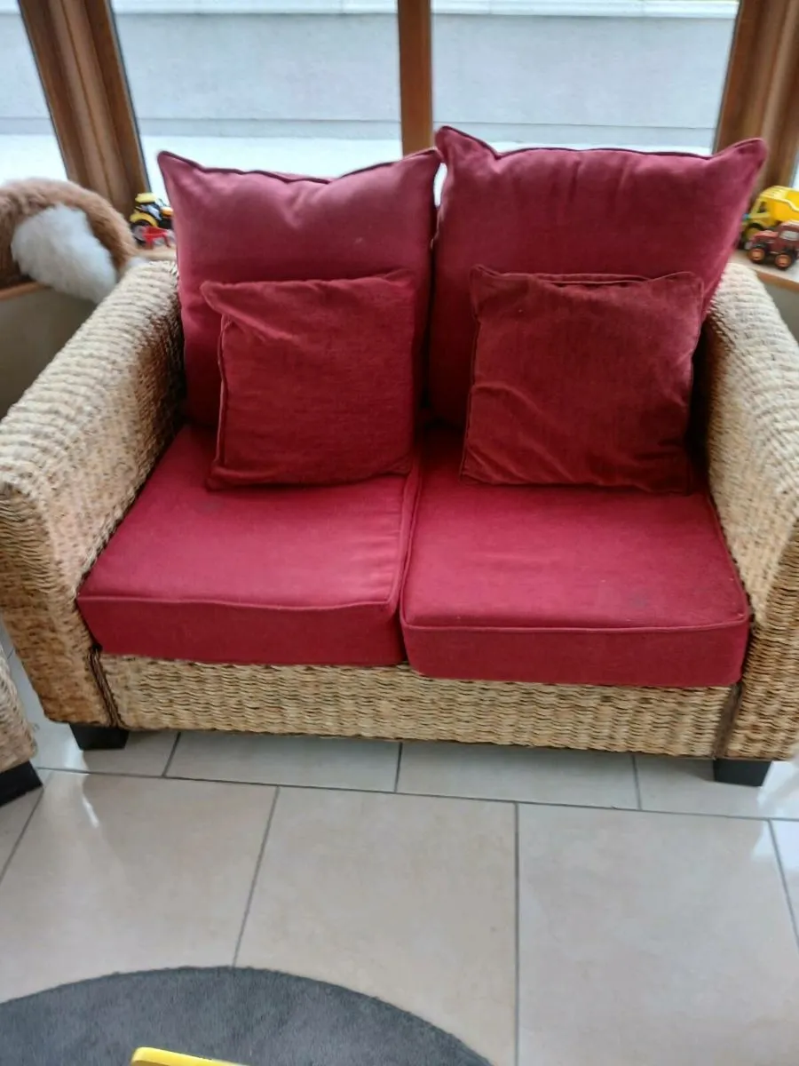Living room furniture - Image 1