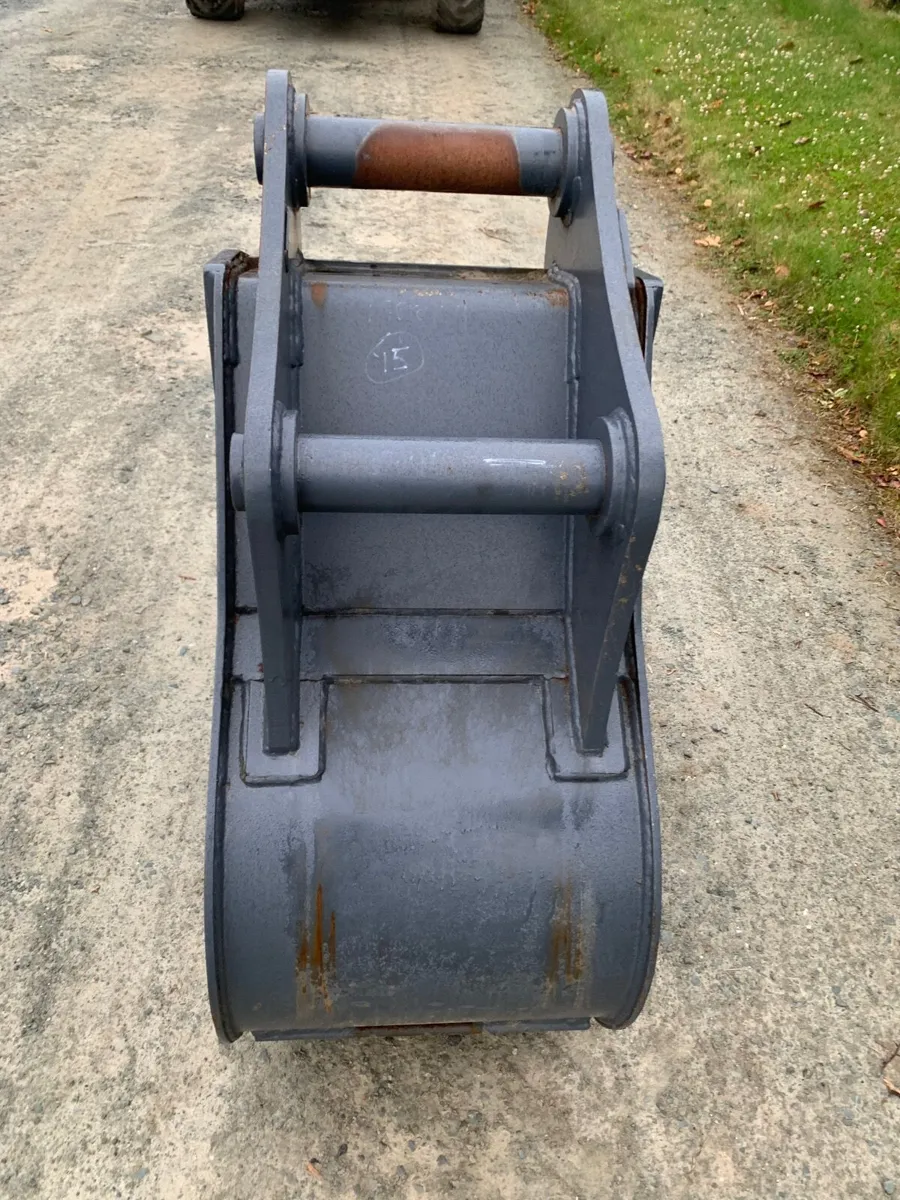 New Hill 2FT bucket 80mm pins - Image 3