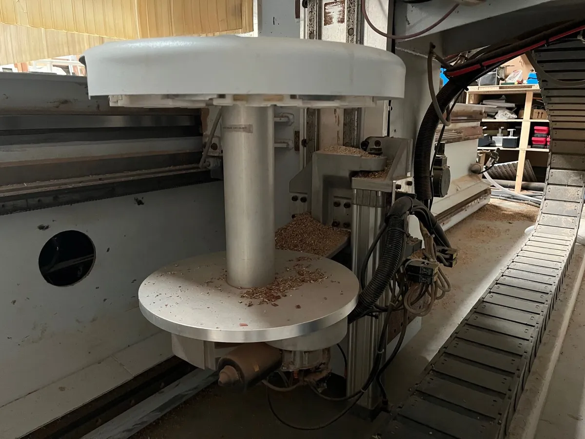WEEKE BHC 555 Optimat 4 Axis CNC Machine - Image 3