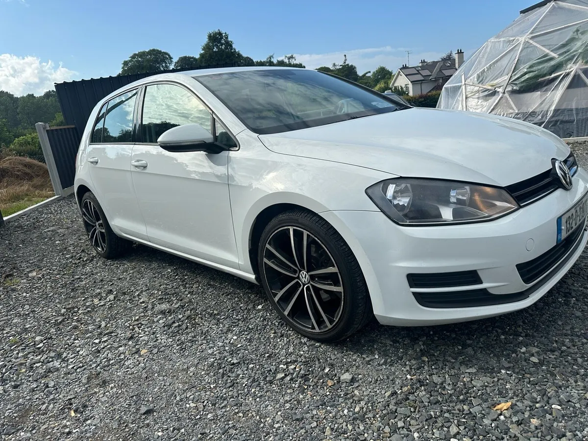 2013 Volkswagen Golf TDI - Image 3
