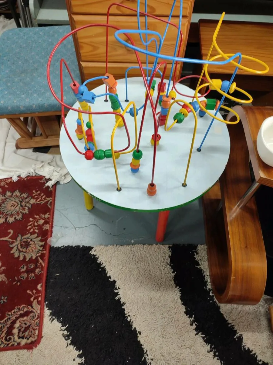 Child's play Table