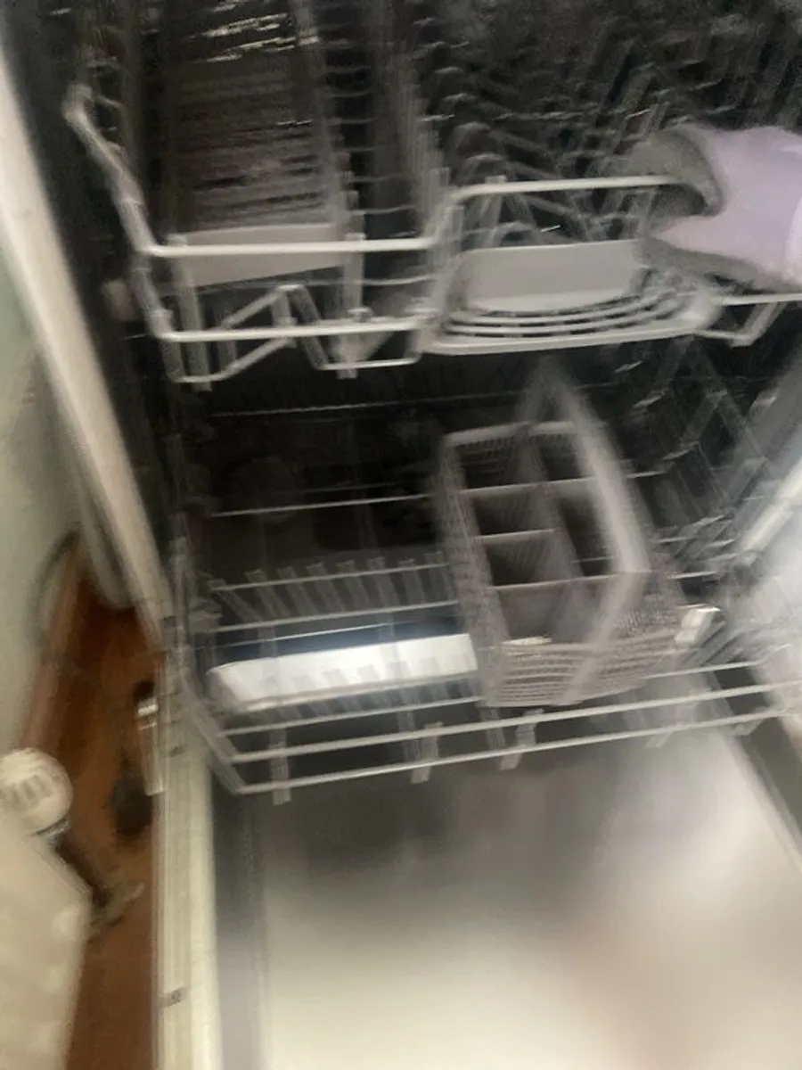 Bosch Dishwasher - Image 2