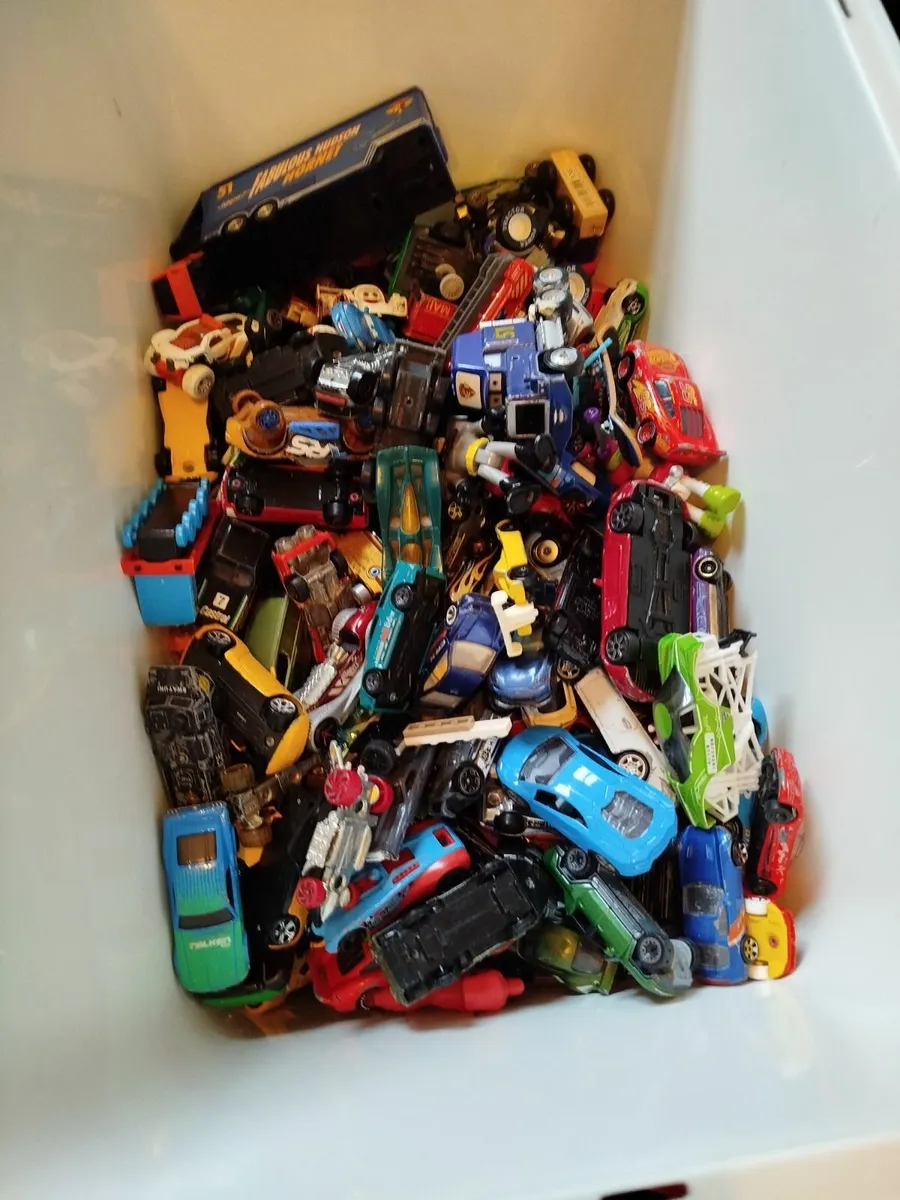 Hotwheels cars - Image 3