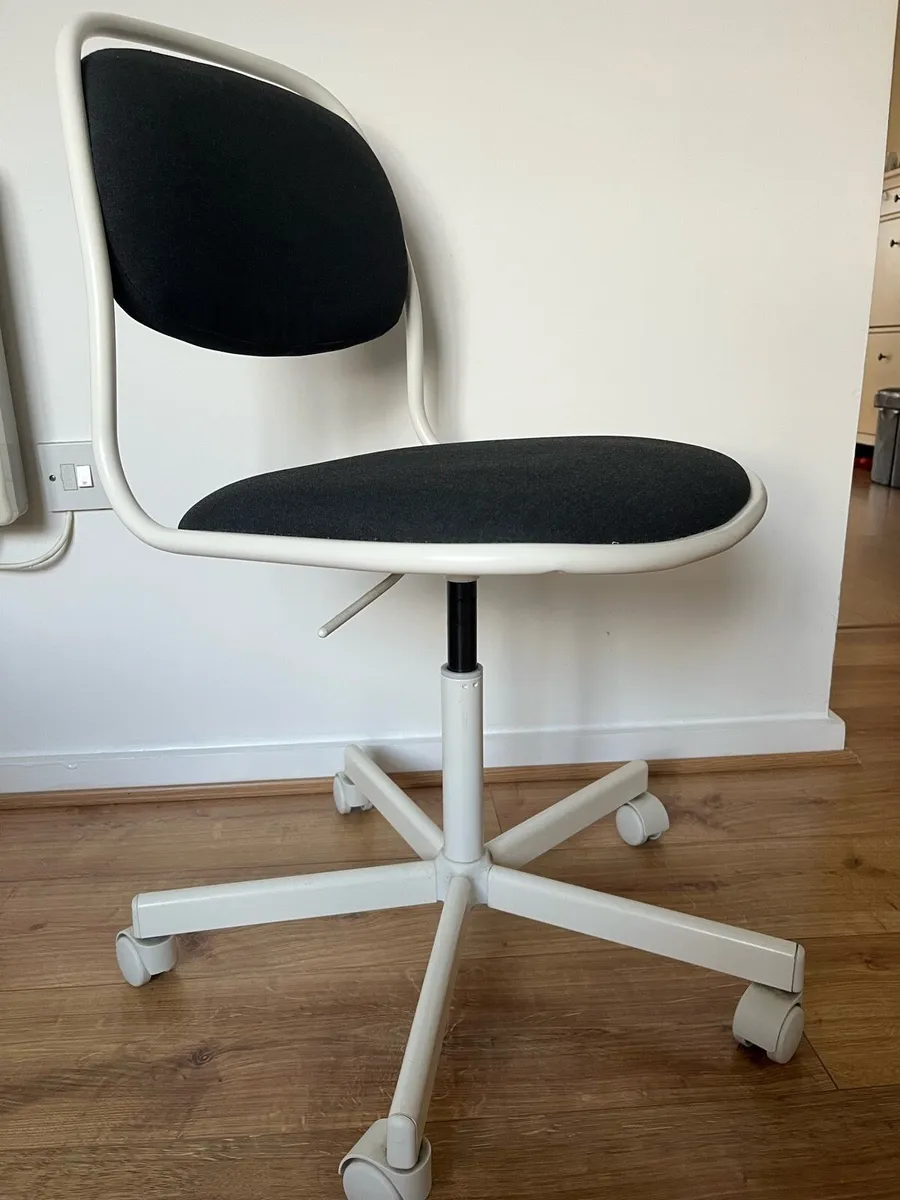 Desk chairs - Image 2