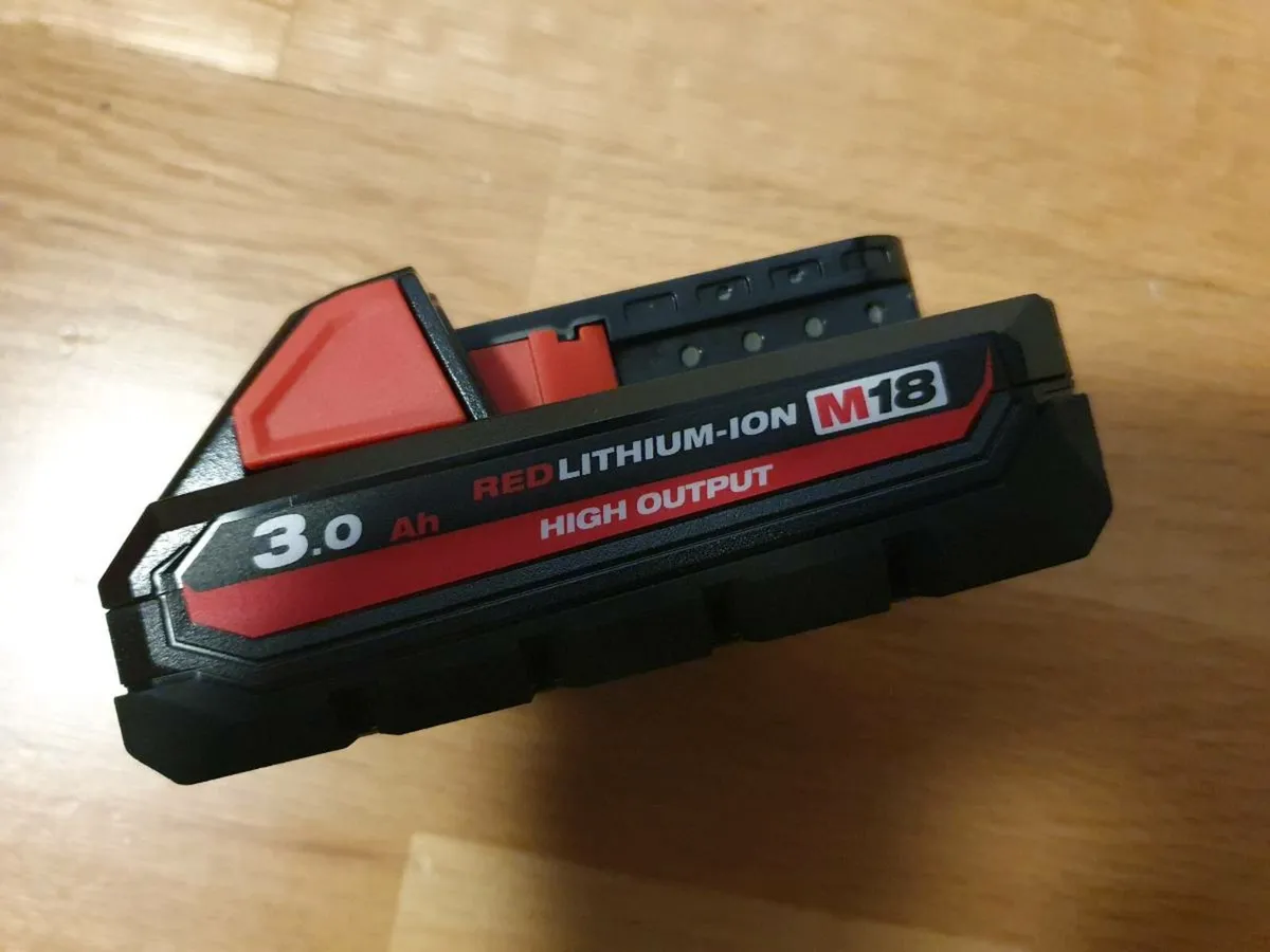 Milwaukee M18 High Output 3.0Amp Battery - Image 1
