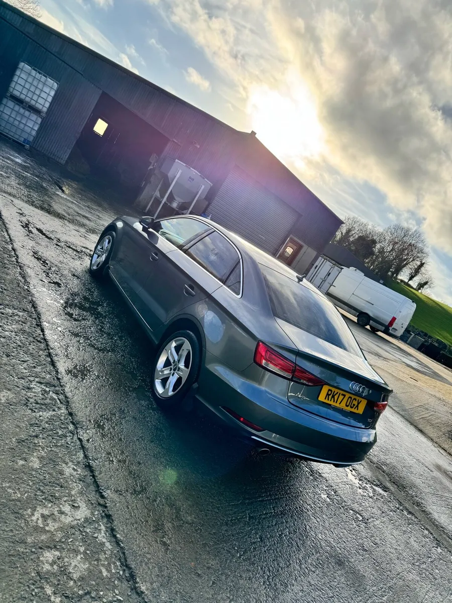 Audi A3 Saloon 2017 - Image 4