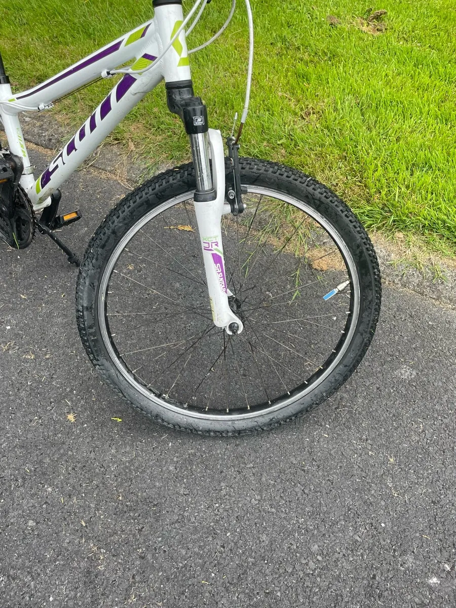 Kids Scott bike - Image 3