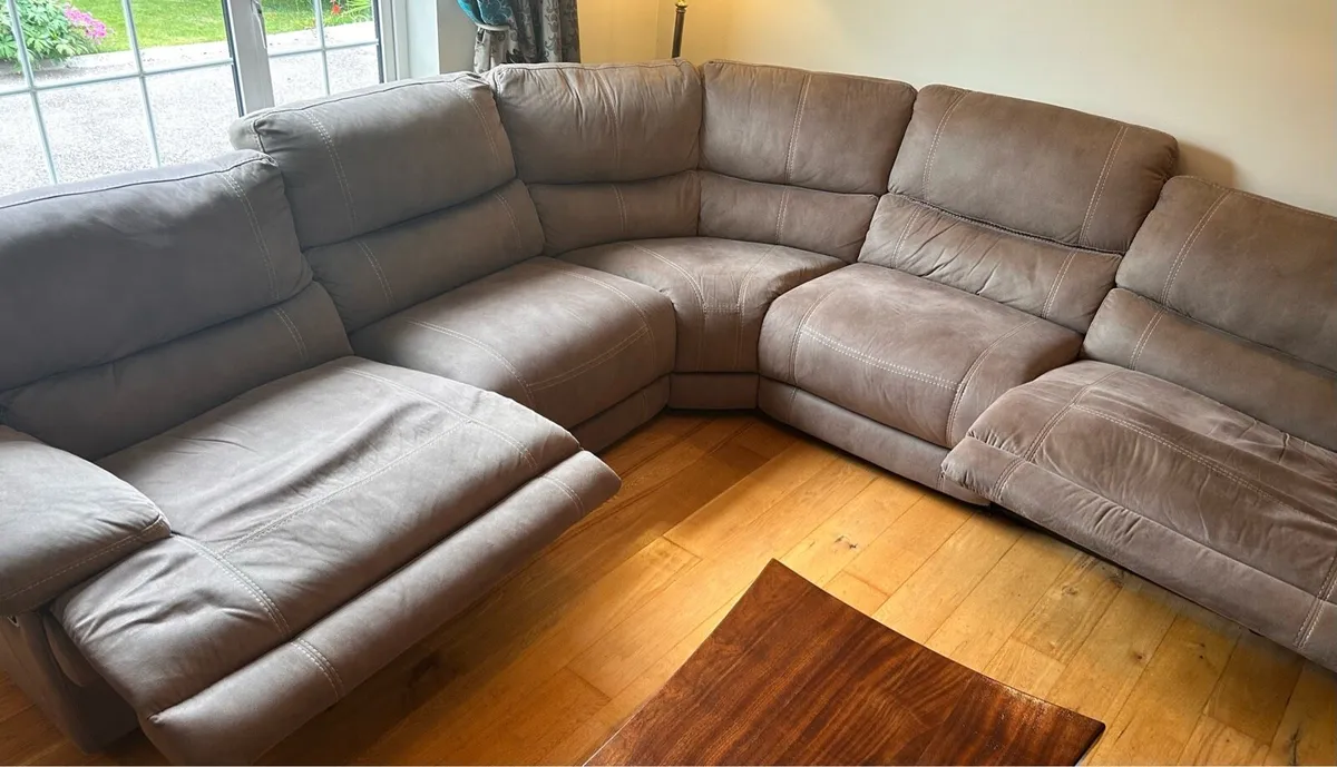 5 Seat Recliner Sofa - Image 2