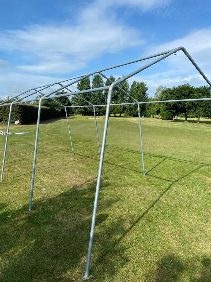Marquee - carport - Image 4