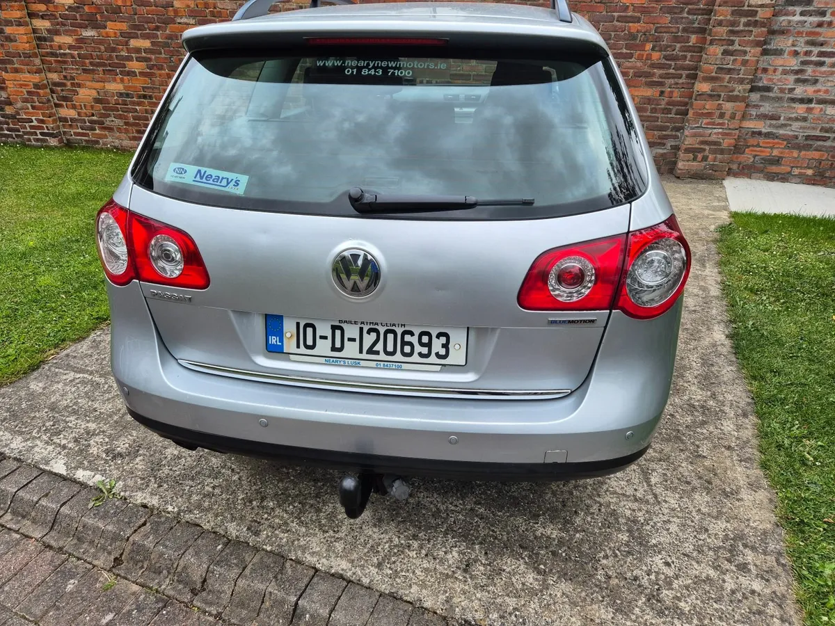 Volkswagen Passat 2010 1.6tdi estate - Image 4