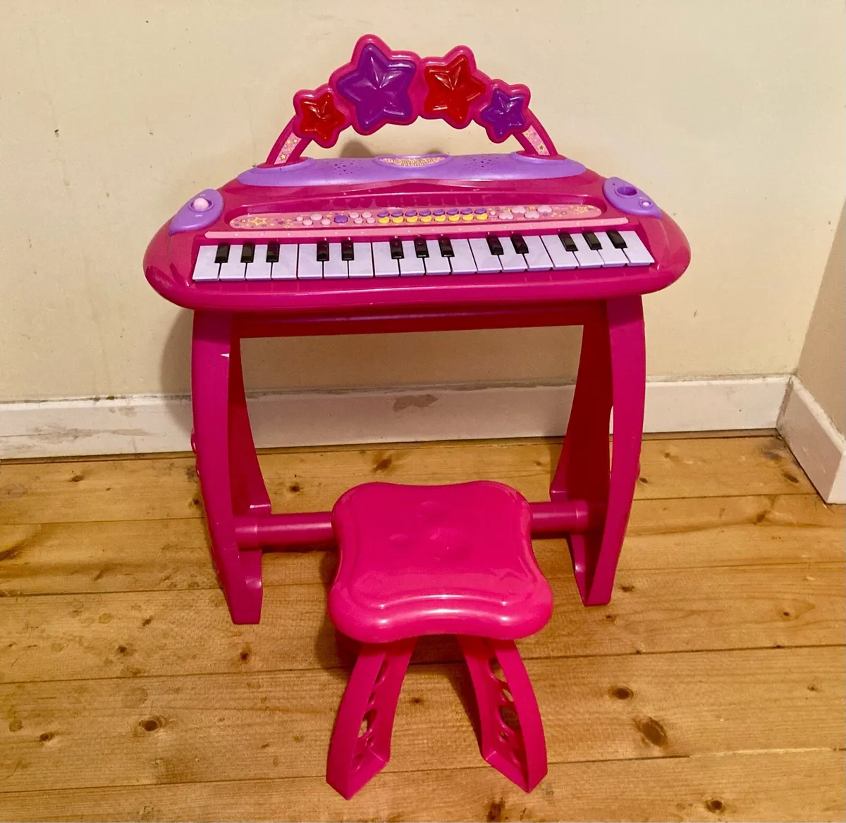Girls Piano and Seat Set - Image 1