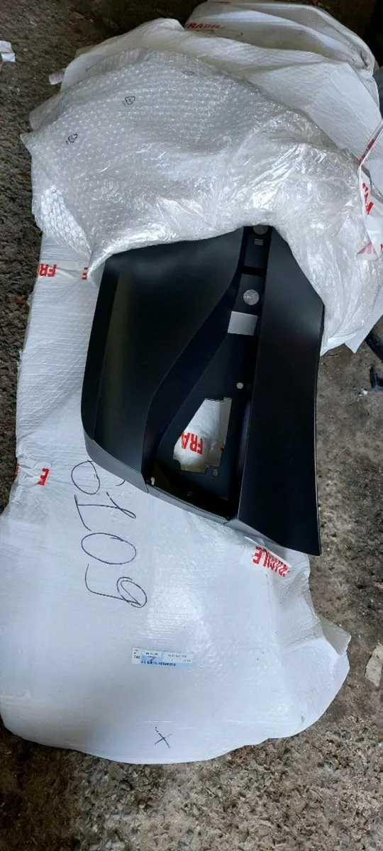 PARTS - Image 1
