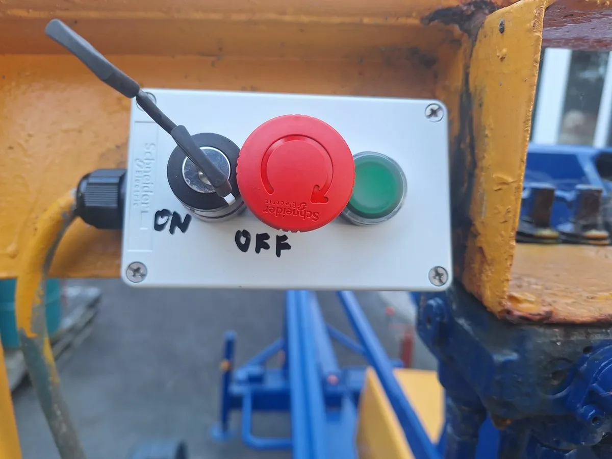 Cherry picker Nifty lift 120 - Image 3