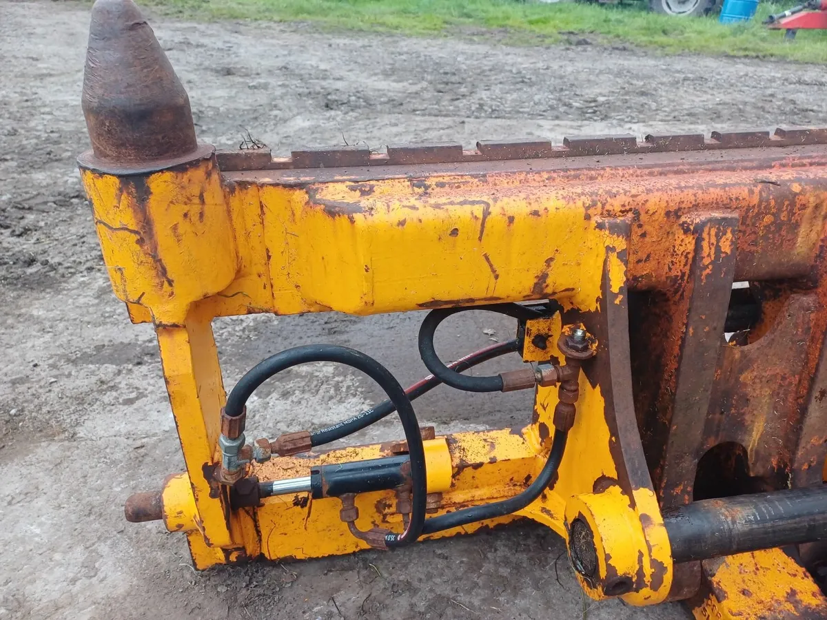 JCB Other 2016 - Image 4