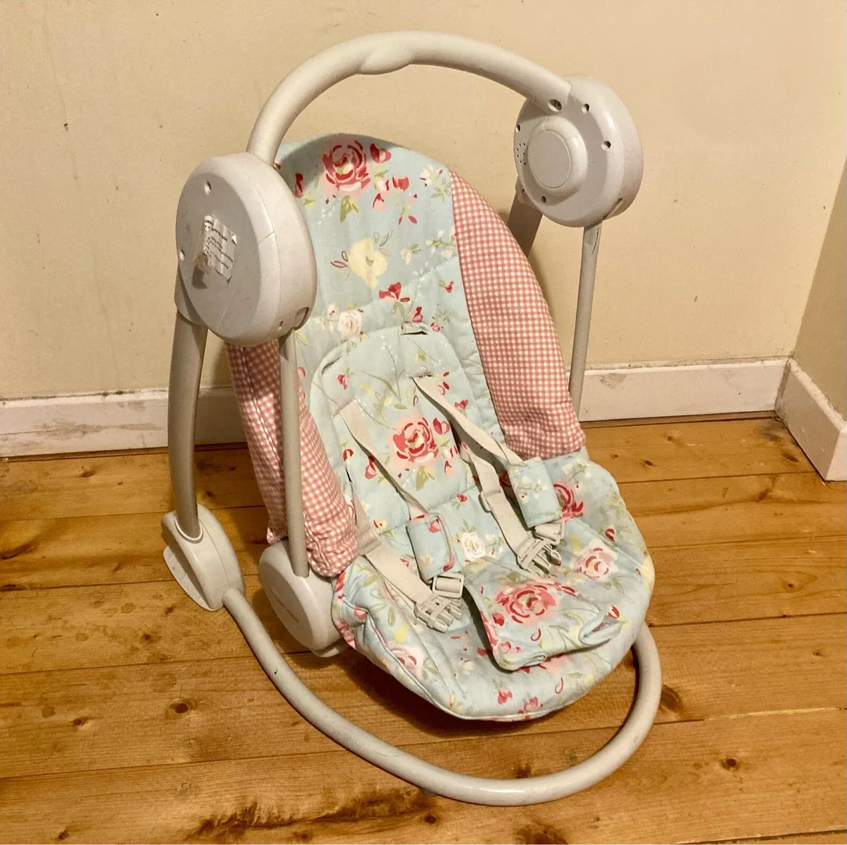 Mamas & Papas Infant Rocker - Image 2