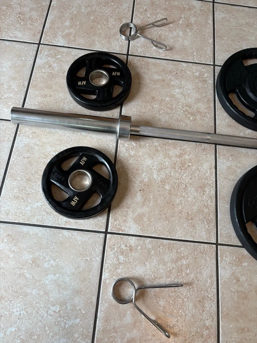 URETHANE SUPERIOR OLYMPIC PLATES, 6 FOOT 15KG BAR! - Image 4