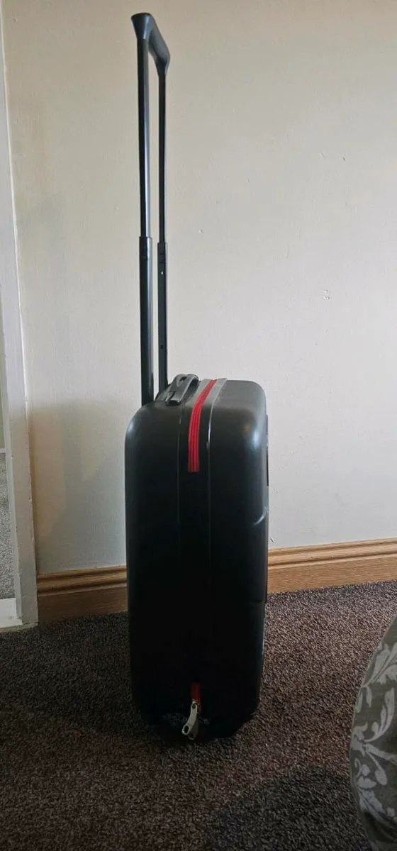 Disney suitcase - Image 2