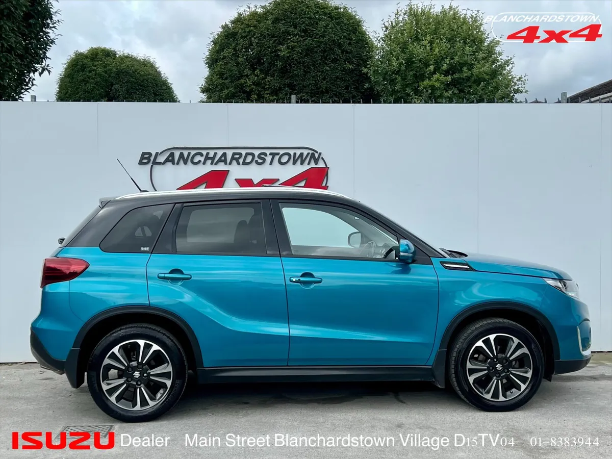 SUZUKI VITARA PAN ROOF HYBRID BOOSTERJET STUNNING - Image 4