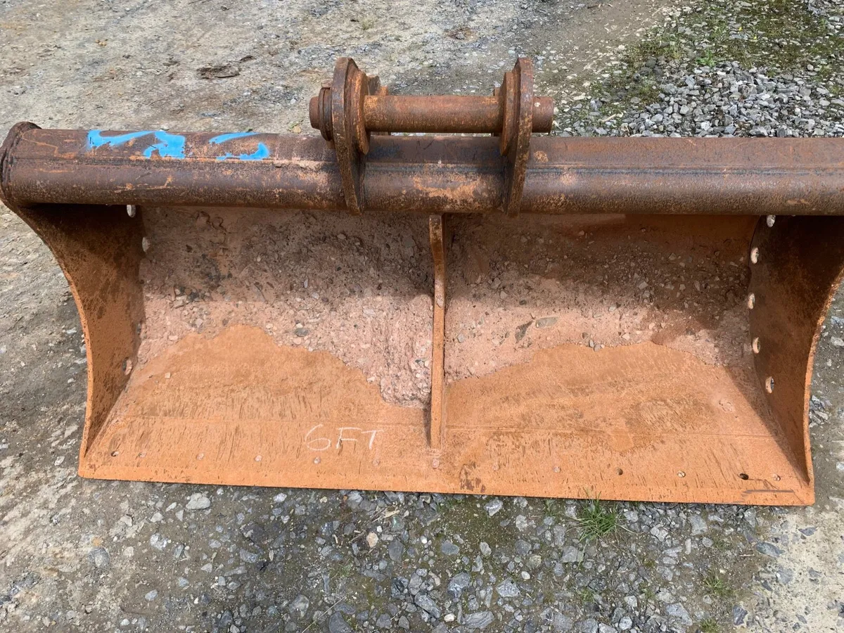 5Ft & 6Ft grading buckets 65mm pins - Image 1