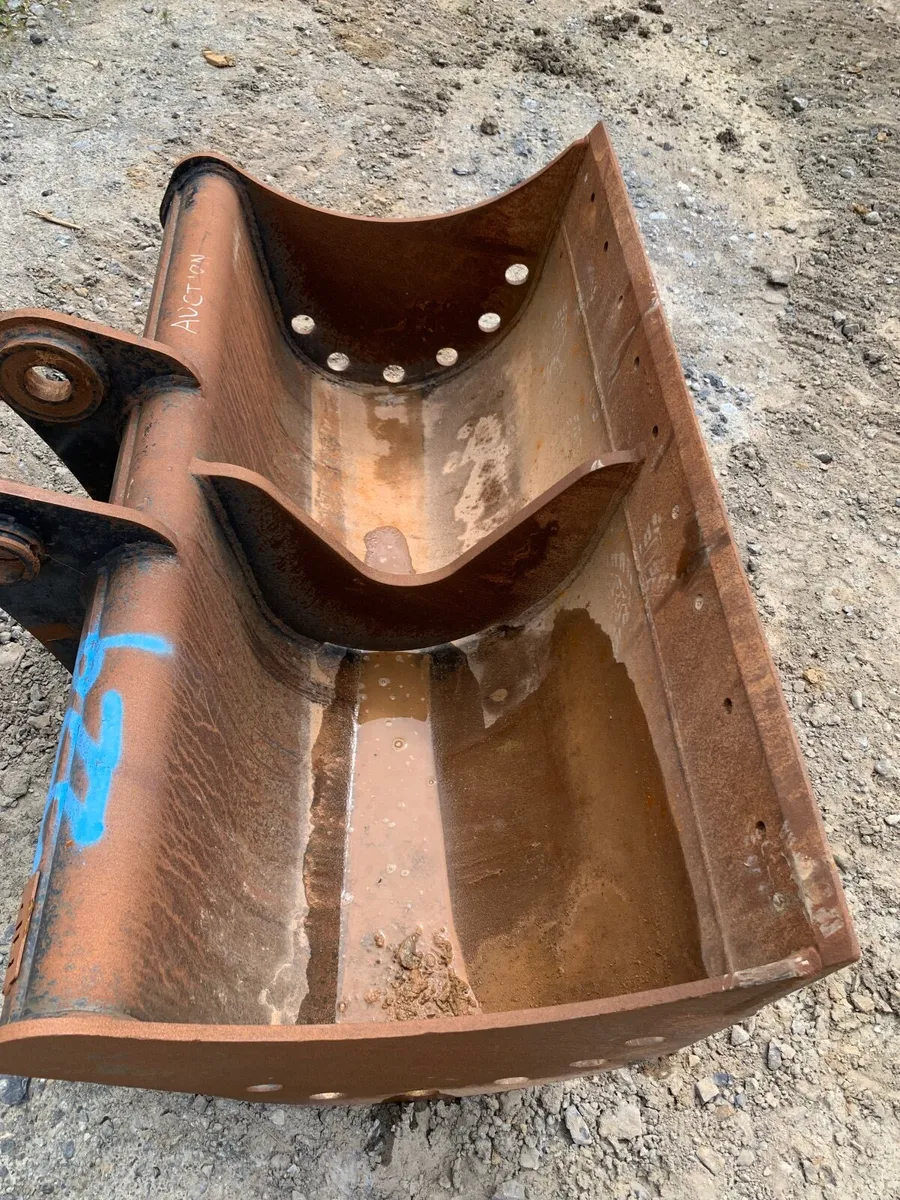 5Ft & 6Ft grading buckets 65mm pins - Image 3