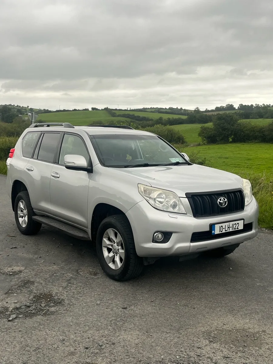 2010 Lwb Toyota Landcruiser auto - Image 2