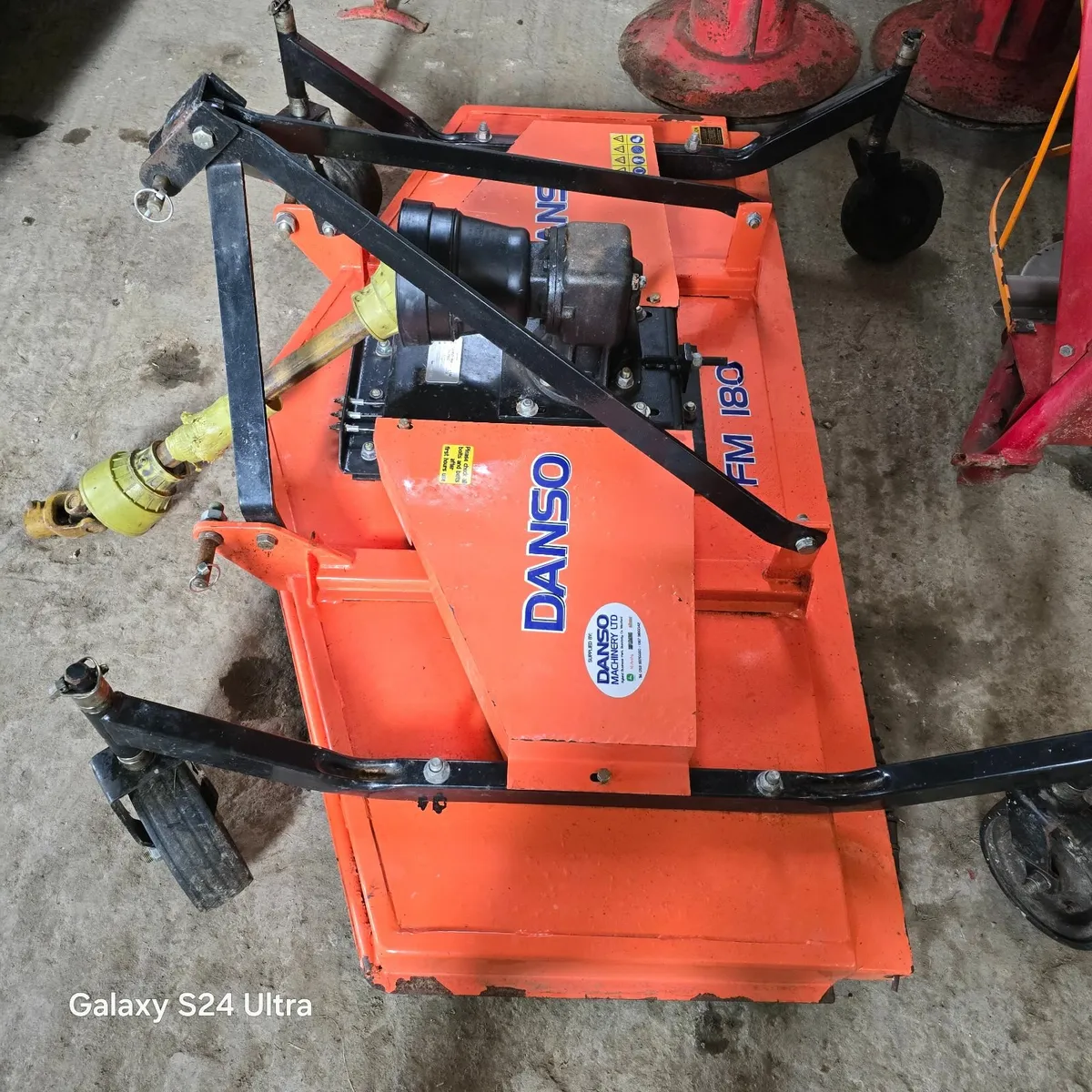 Finishing Mower - Image 1