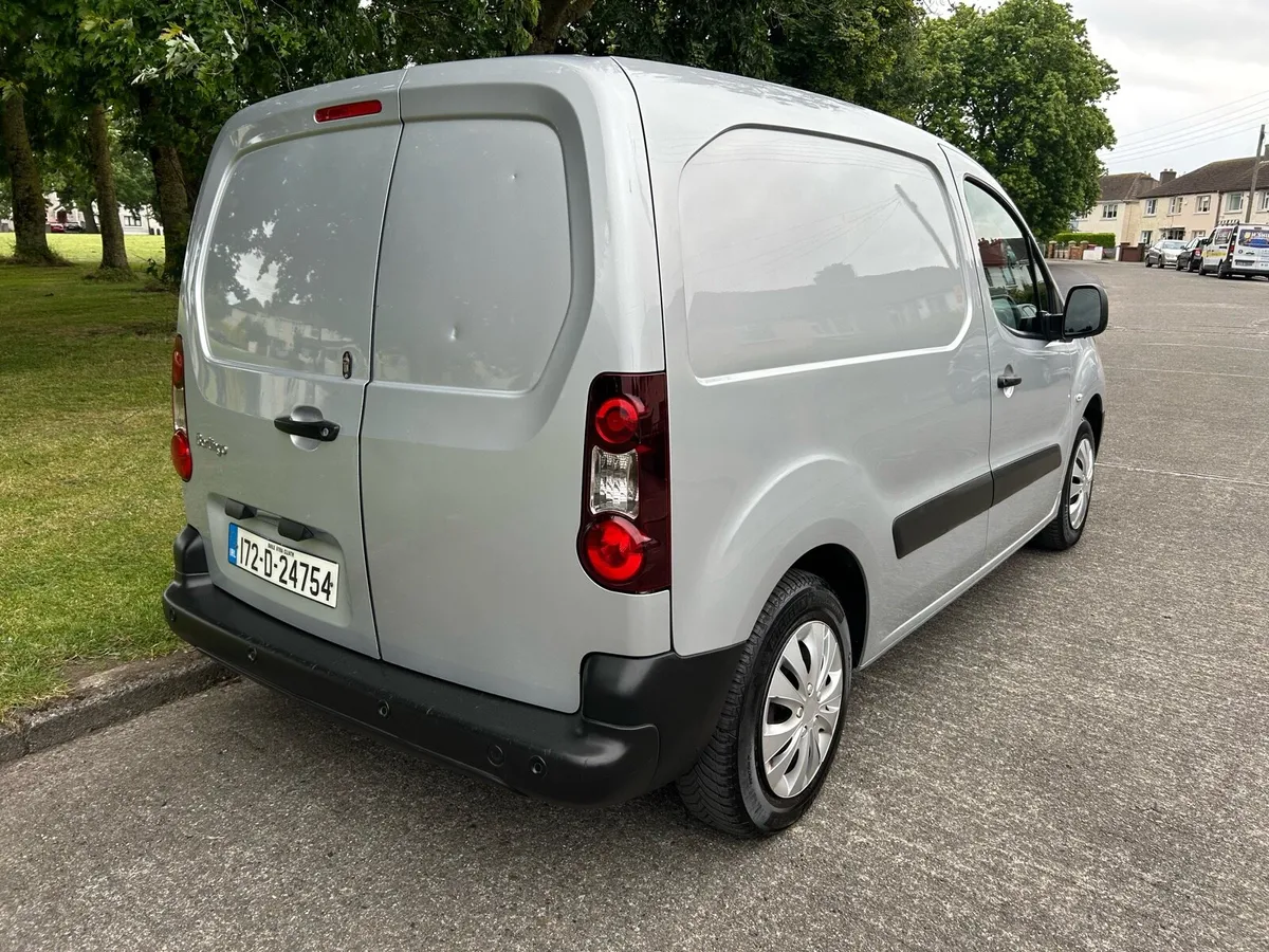 2017 Citroen Berlingo 1.6 HDI Enterprise 3 Seater - Image 3