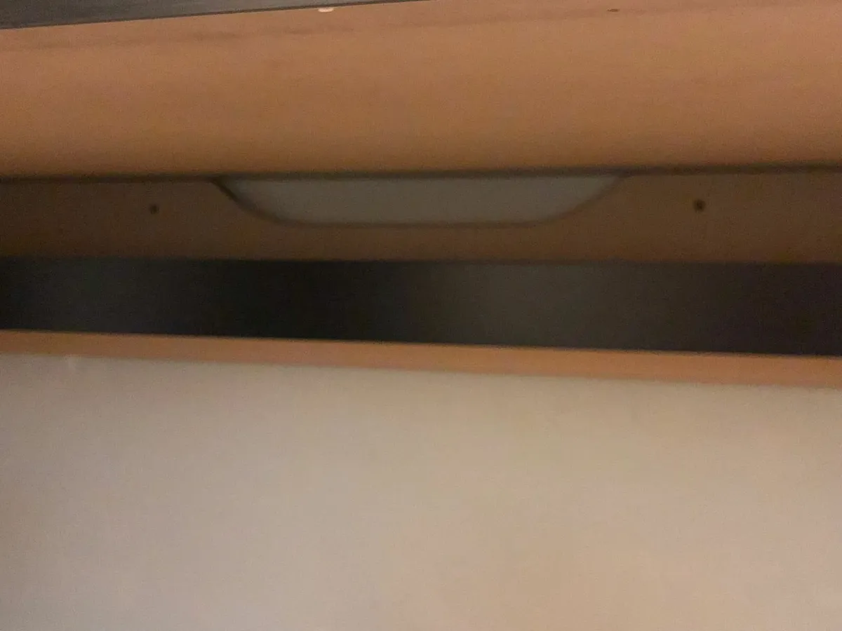 Desk - Image 3
