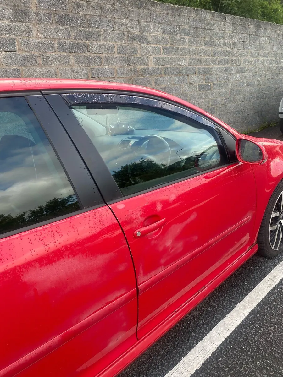 red golf 2008 - Image 1